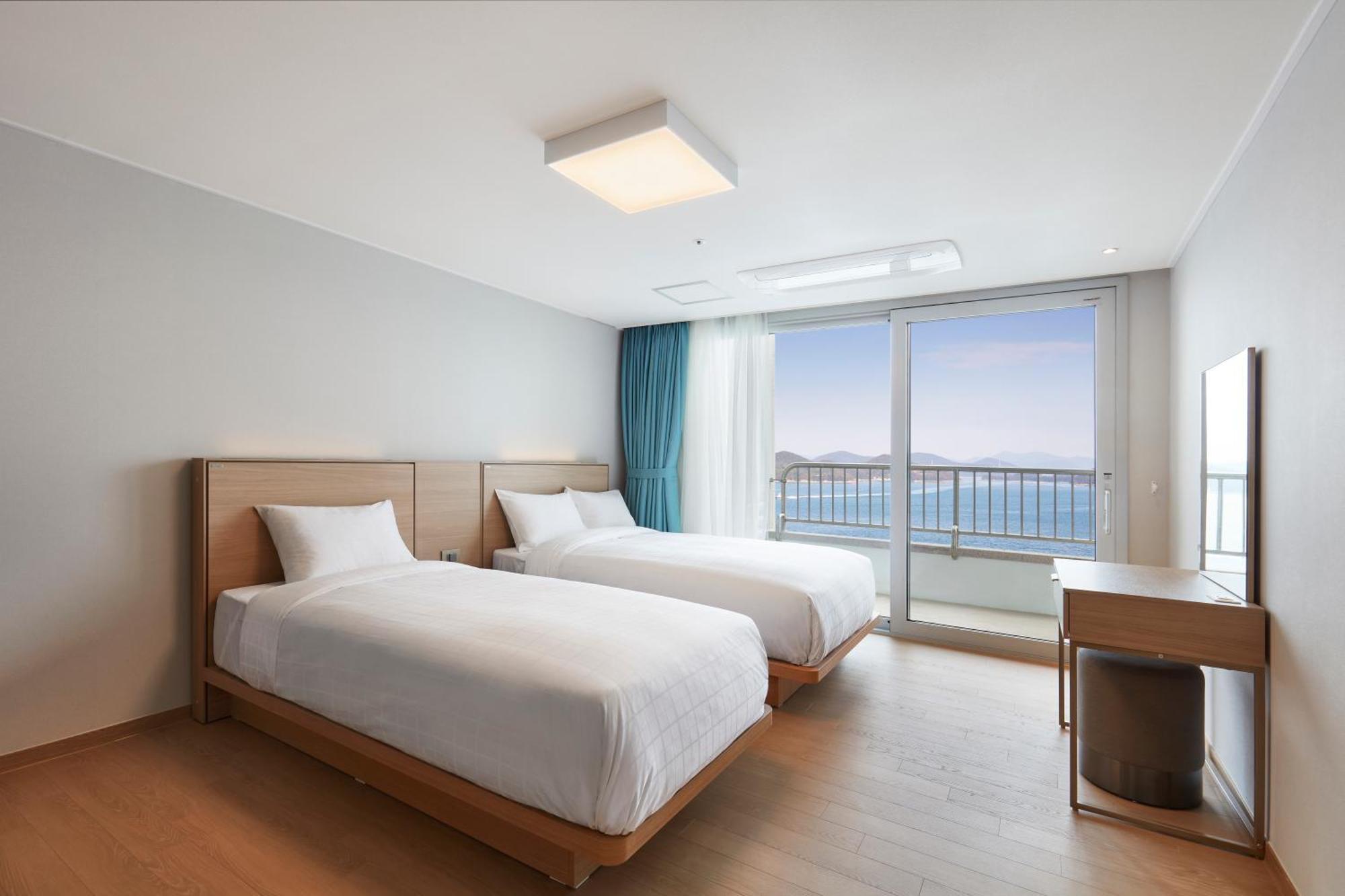 Kumho Tongyeong Marina Resort Dış mekan fotoğraf